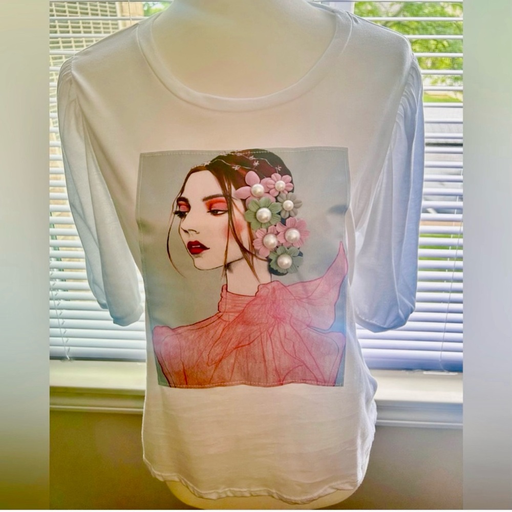 Graphic Puff Sleeve Tee
